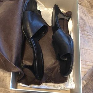 Donald j pliner heeled sandal